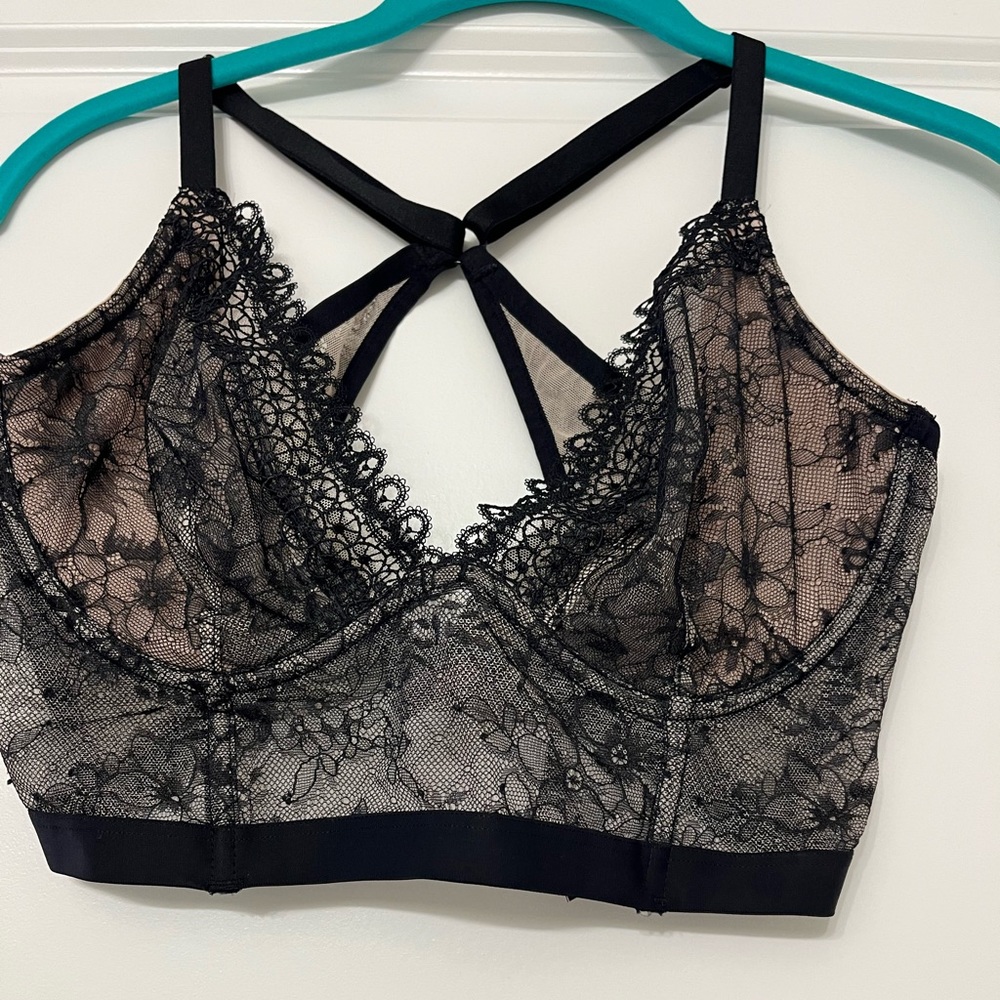 Victoria’s Secret Very Sexy Floral Black Lace Bra Size 34D